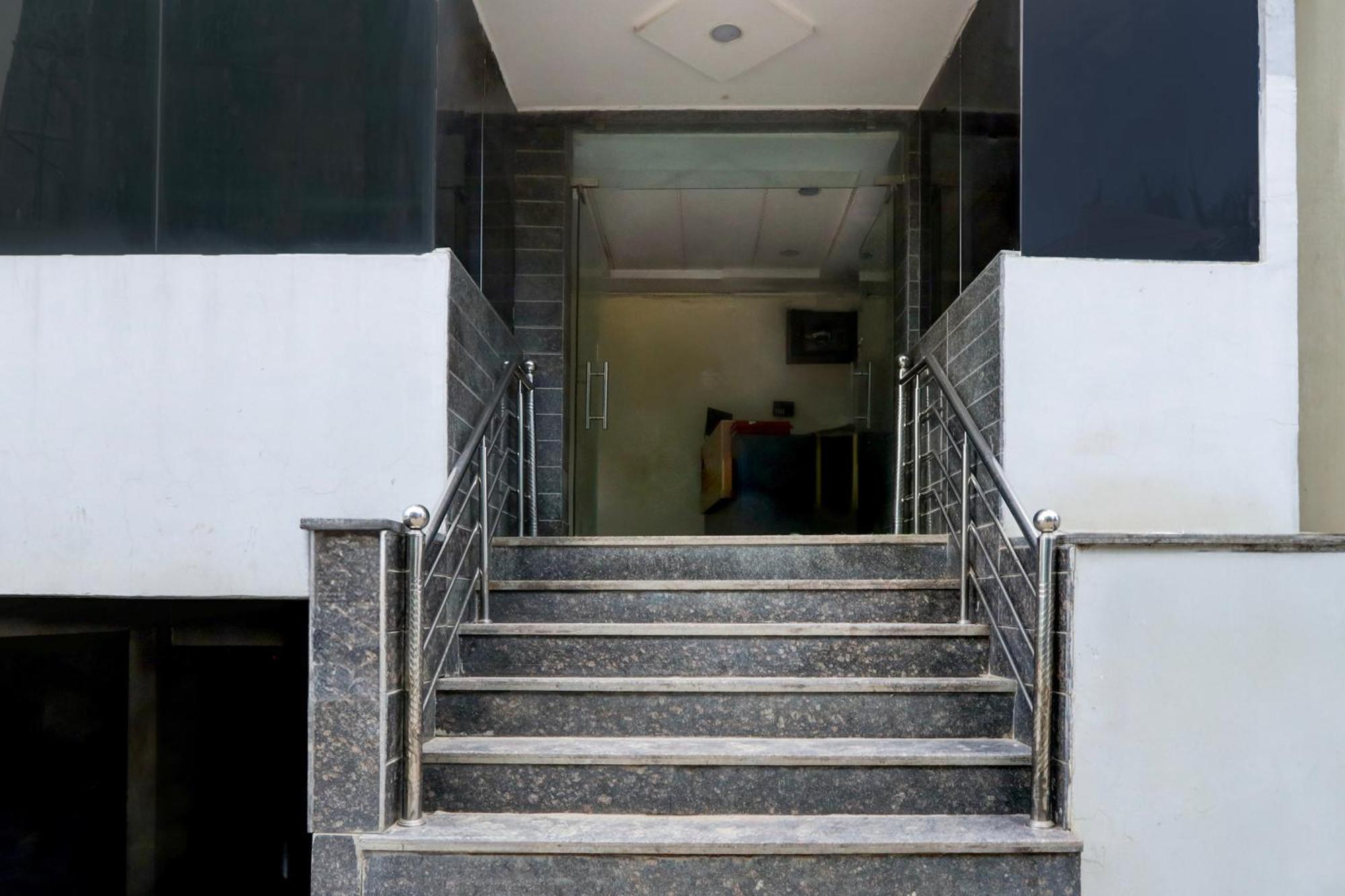 Super Hotel O Boduppal Upal Экстерьер фото